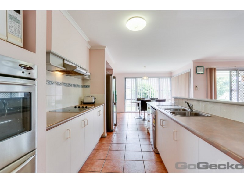 54 Lindfield Street, Parkinson QLD 4115