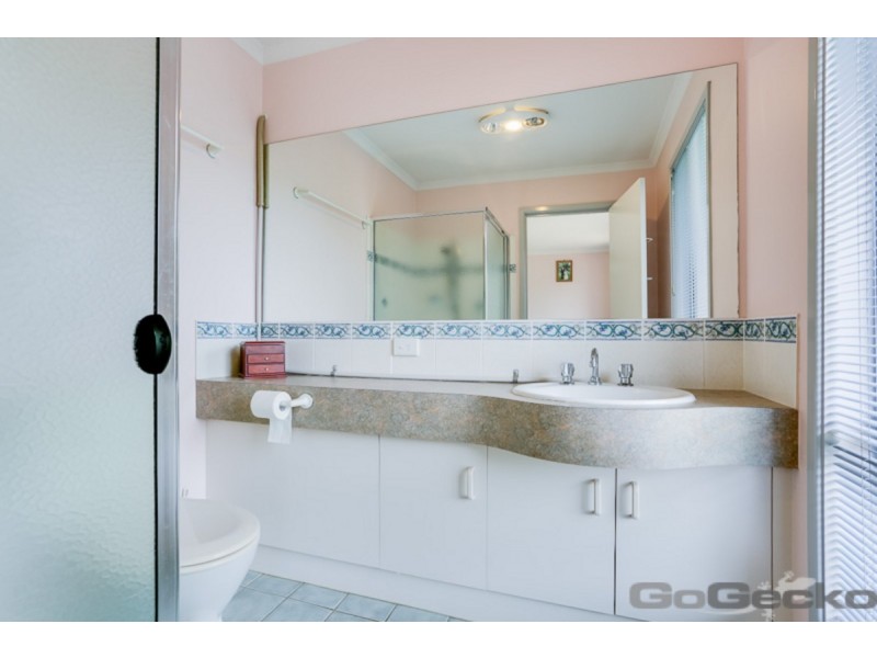 54 Lindfield Street, Parkinson QLD 4115