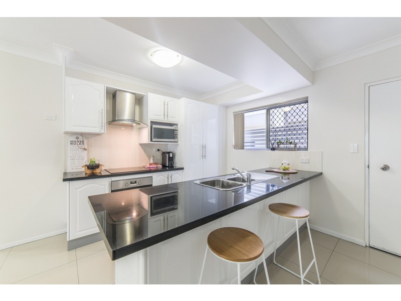 2/1021 Boundary Road, Coopers Plains QLD 4108