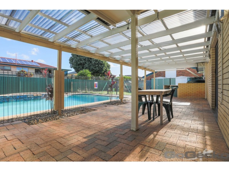 63 Oakleaf Street, Eight Mile Plains QLD 4113