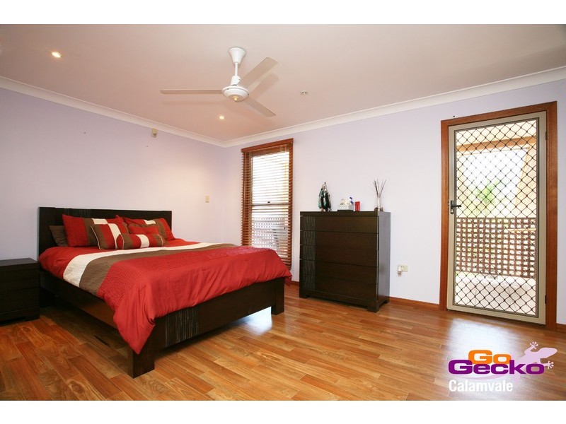 33 Kensington Drive, Munruben QLD 4125