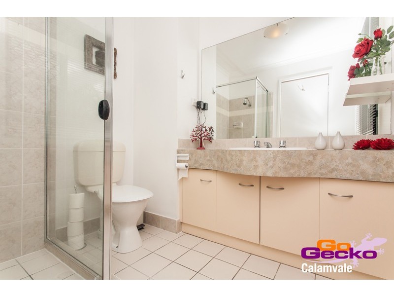 11 Warranilla Street, Parkinson QLD 4115