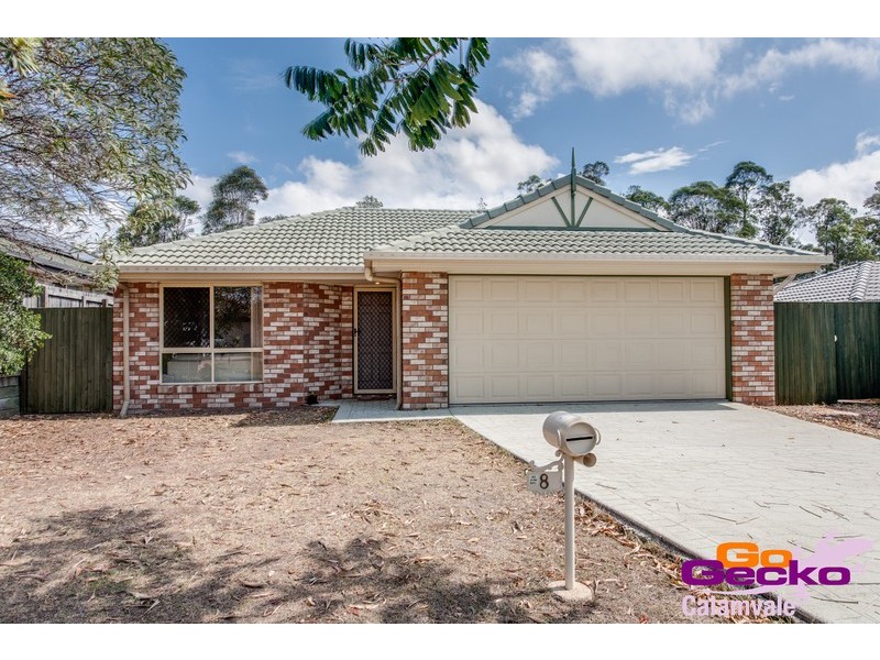 8 Innes Close, Parkinson QLD 4115