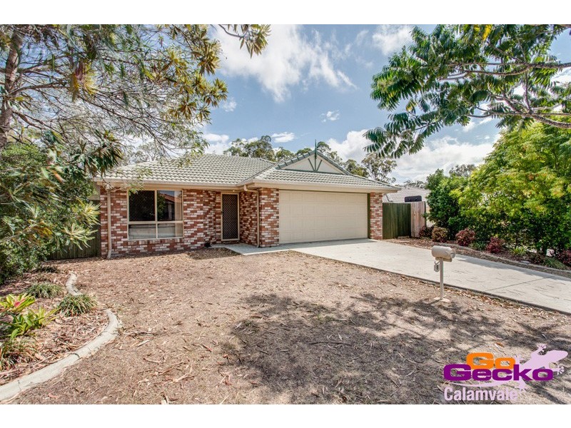 8 Innes Close, Parkinson QLD 4115
