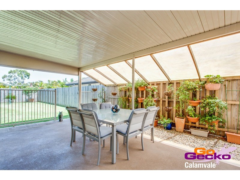 6 Girraween Cres, Parkinson QLD 4115