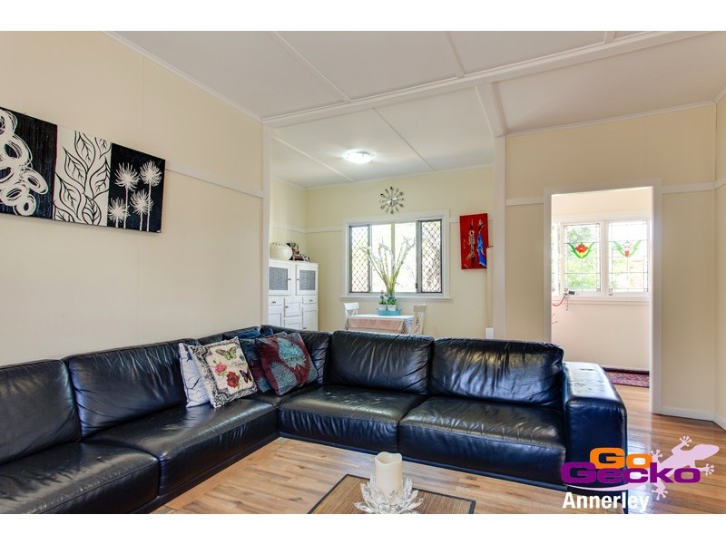 27 Pegg Road, Rocklea QLD 4106