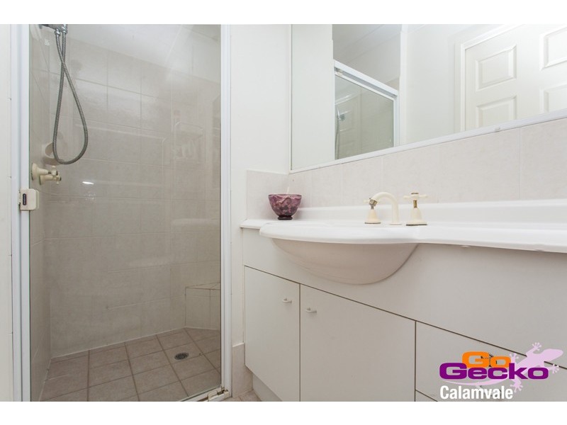 5 Earls Court, Calamvale QLD 4116