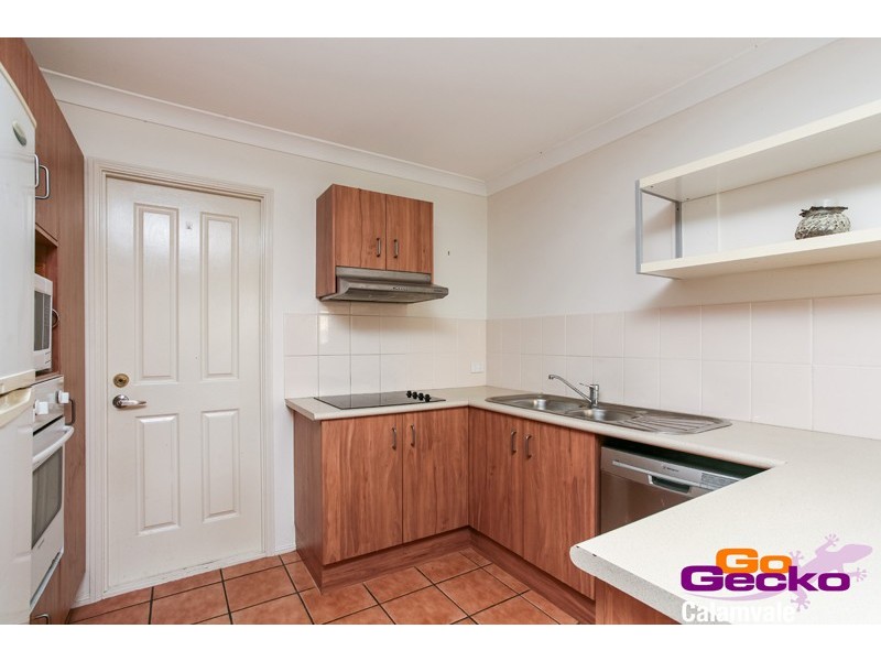 30/8 Manor Street, Eight Mile Plains QLD 4113