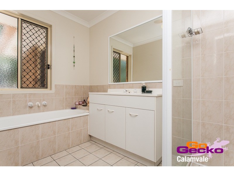 61 Rubicon Crescent, Kuraby QLD 4112