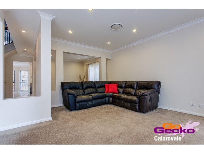 12 Hatia Place, Kuraby QLD 4112