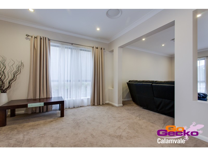 12 Hatia Place, Kuraby QLD 4112