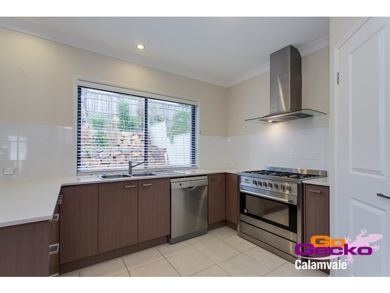 12 Hatia Place, Kuraby QLD 4112