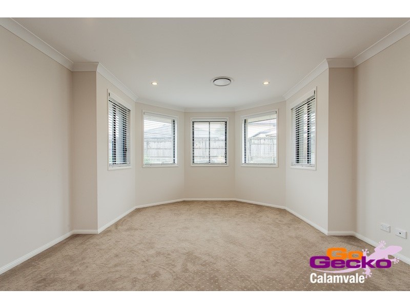 12 Hatia Place, Kuraby QLD 4112