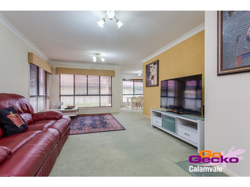 22 Seaton Place, Parkinson QLD 4115