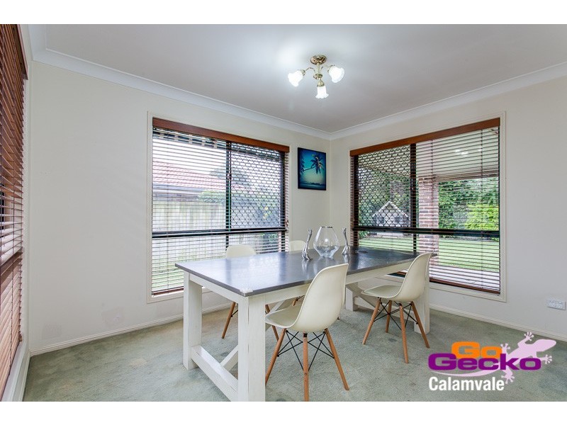 22 Seaton Place, Parkinson QLD 4115