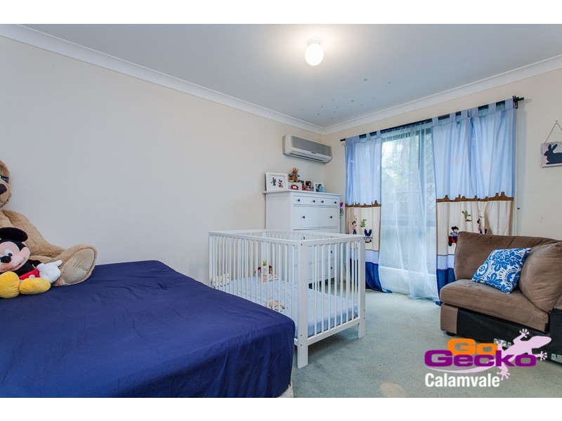 22 Seaton Place, Parkinson QLD 4115