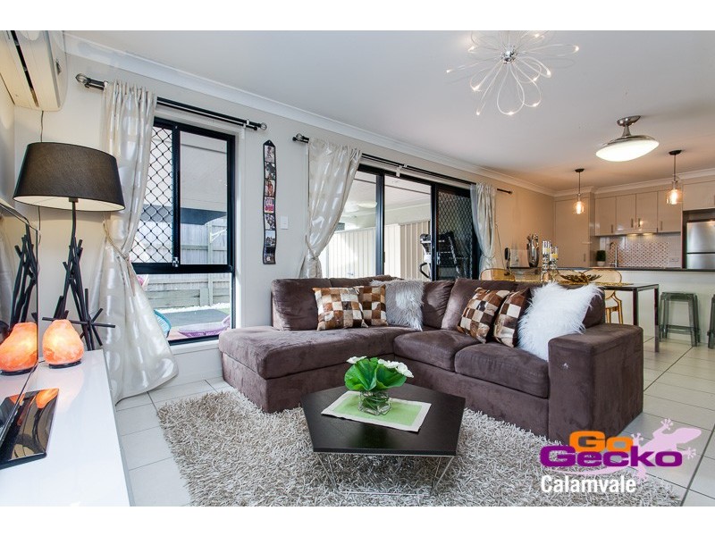 8 Hudson Street, Calamvale QLD 4116