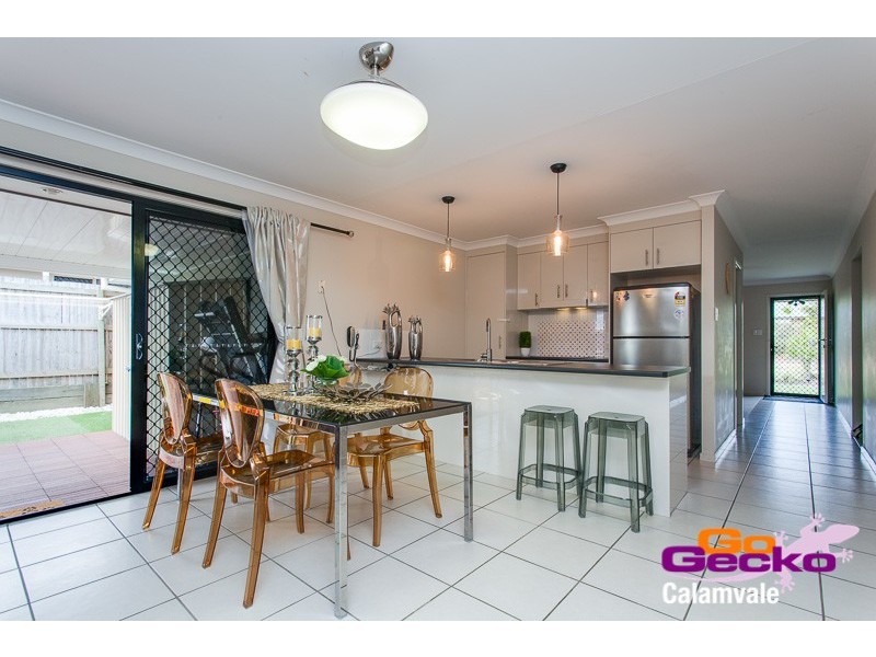 8 Hudson Street, Calamvale QLD 4116