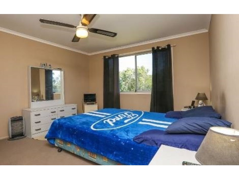 31 West Bega, Kingston QLD 4114
