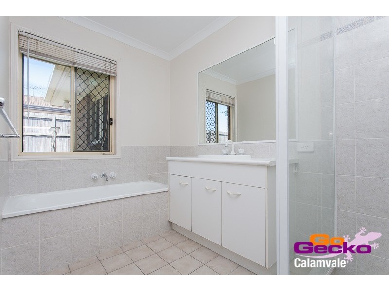 14 Rubicon Crescent, Kuraby QLD 4112