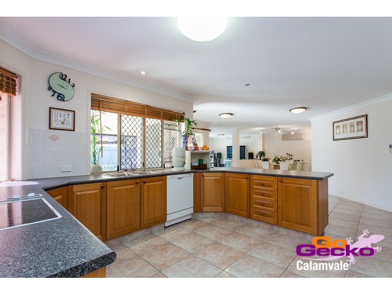 15 Redgum Place, Calamvale QLD 4116