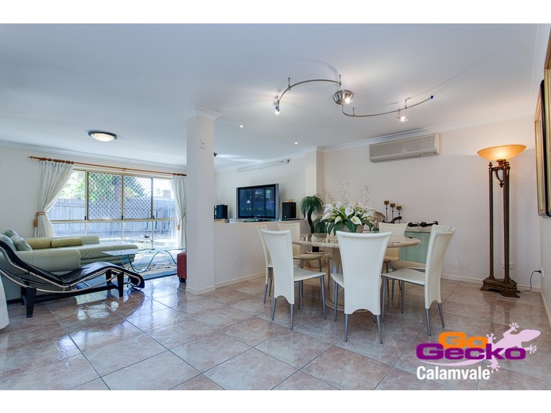 15 Redgum Place, Calamvale QLD 4116
