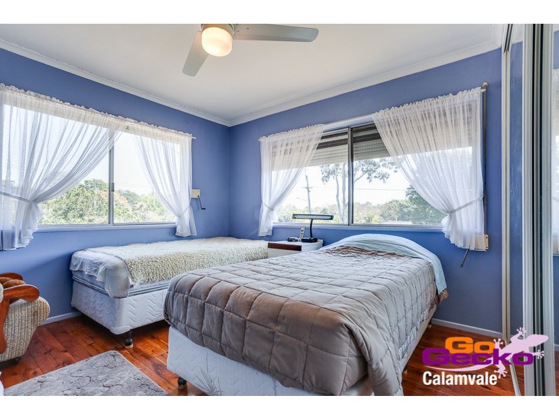 10 Laughlin Street, Kingston QLD 4114