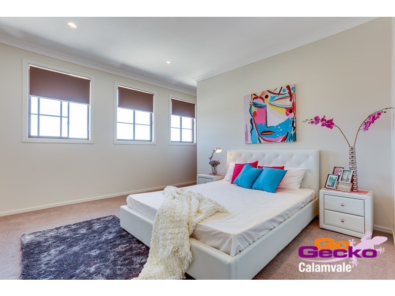 6 Peachtree Place, Stretton QLD 4116