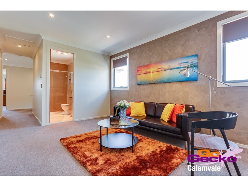 6 Peachtree Place, Stretton QLD 4116