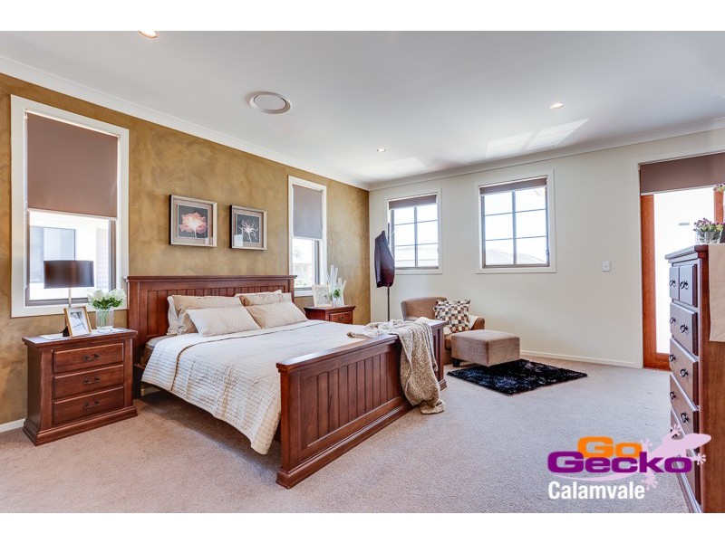 6 Peachtree Place, Stretton QLD 4116