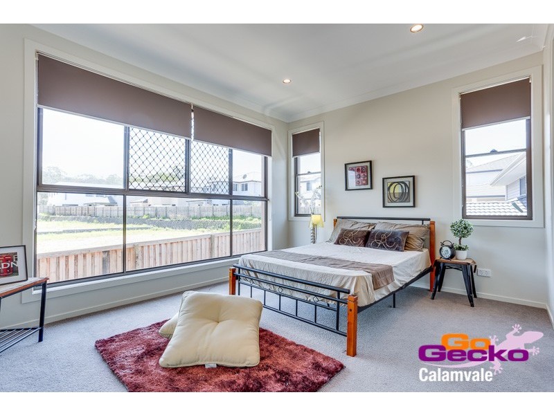 6 Peachtree Place, Stretton QLD 4116