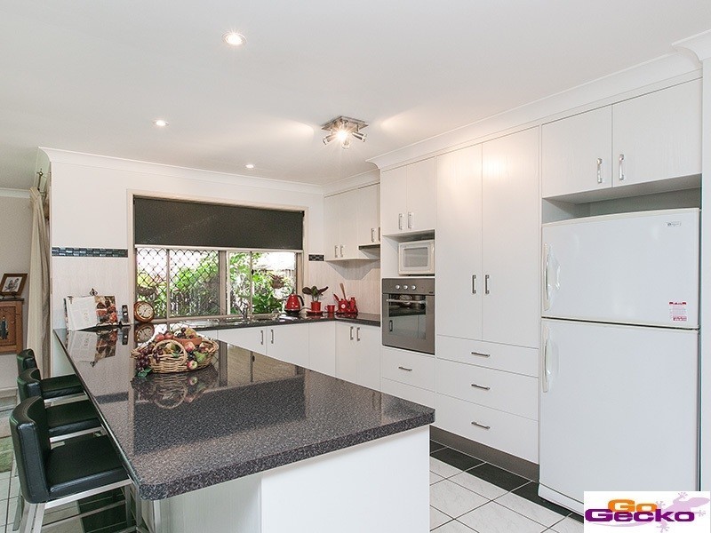 40 Sunflower Crescent, Calamvale QLD 4116