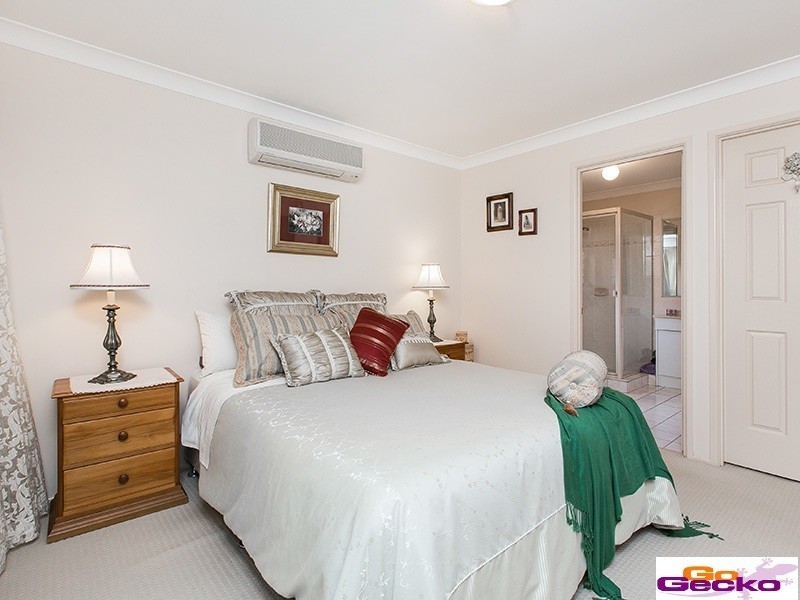 40 Sunflower Crescent, Calamvale QLD 4116