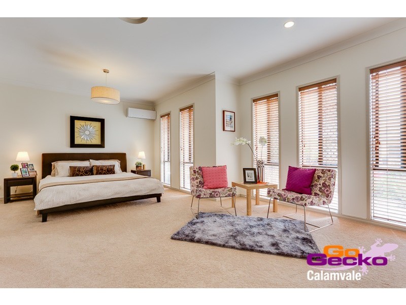 32 Lambert Drive, Calamvale QLD 4116