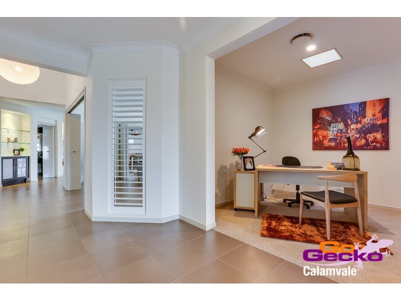 32 Lambert Drive, Calamvale QLD 4116