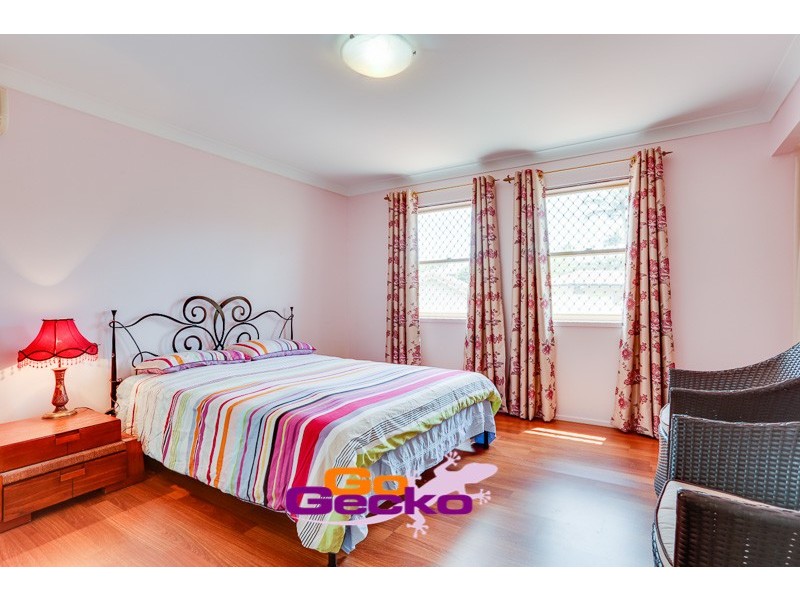 33 Palatine Street, Calamvale QLD 4116