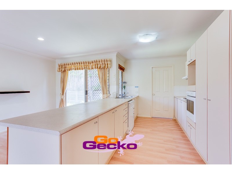 10 Mallan Place, Kuraby QLD 4112