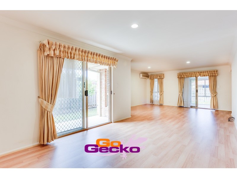 10 Mallan Place, Kuraby QLD 4112