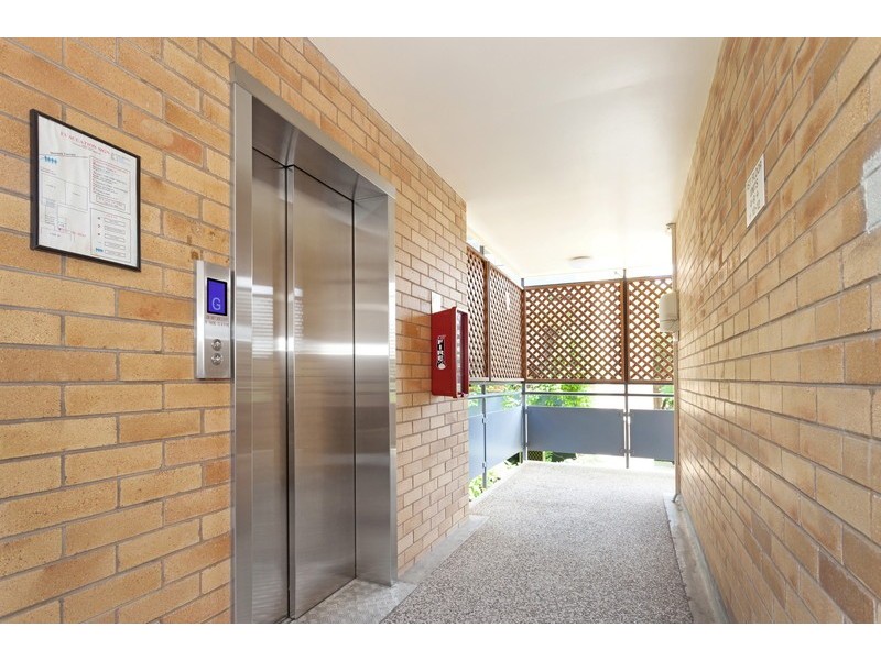 10/34 Dornoch Tce, West End QLD 4101