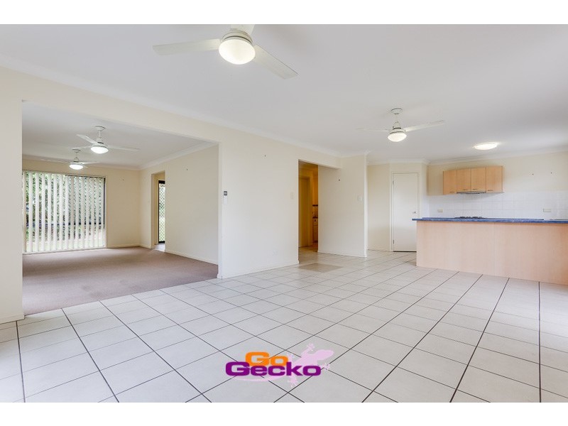 11 Huegill Street, Calamvale QLD 4116