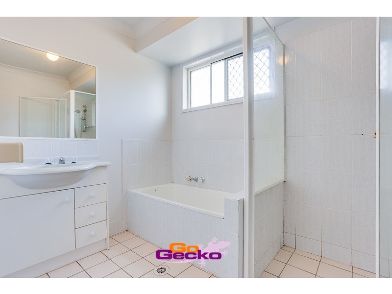 10 Tuberose Street, Calamvale QLD 4116