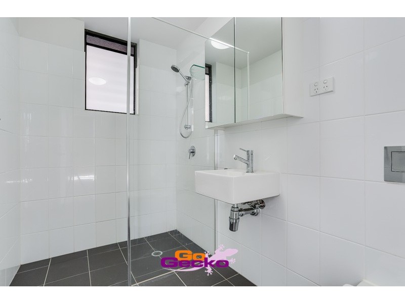 202/9 Allardyce Street, Graceville QLD 4075