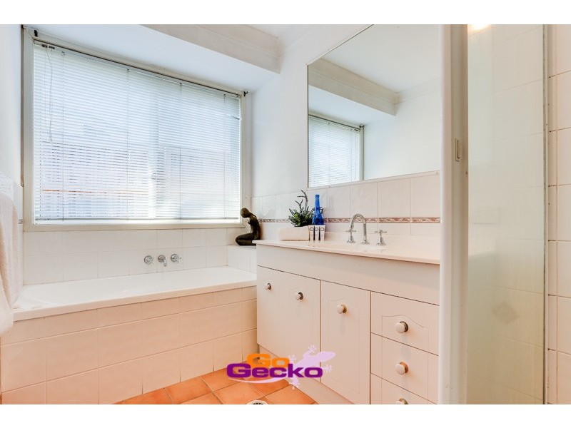 3 Wellington Place, Parkinson QLD 4115