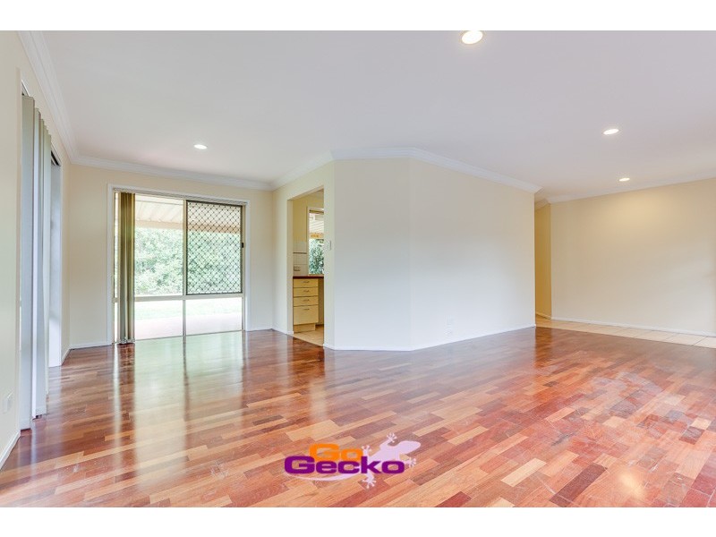 4 Clifford Close, Kuraby QLD 4112