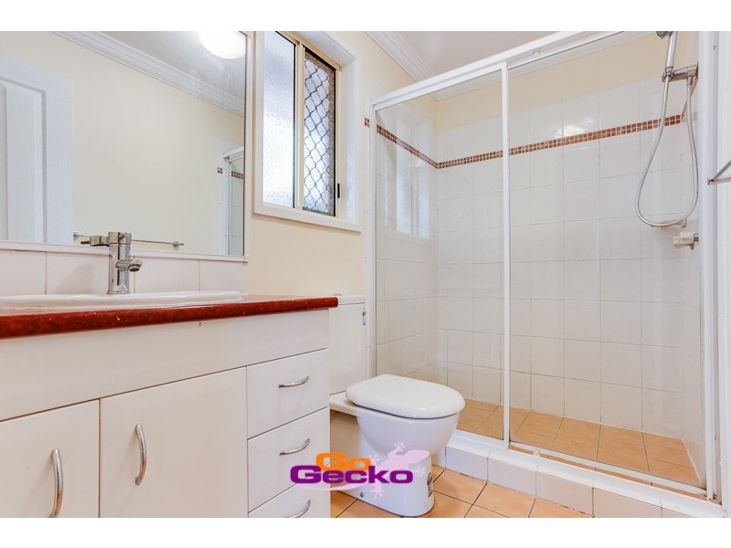 4 Clifford Close, Kuraby QLD 4112