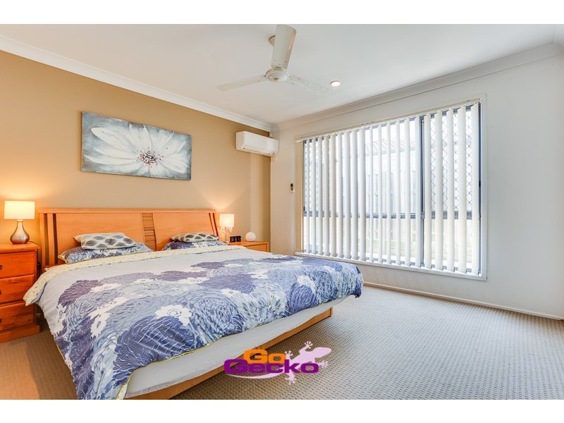 18 Goongarrie Crescent, Parkinson QLD 4115