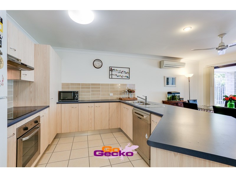 18 Goongarrie Crescent, Parkinson QLD 4115