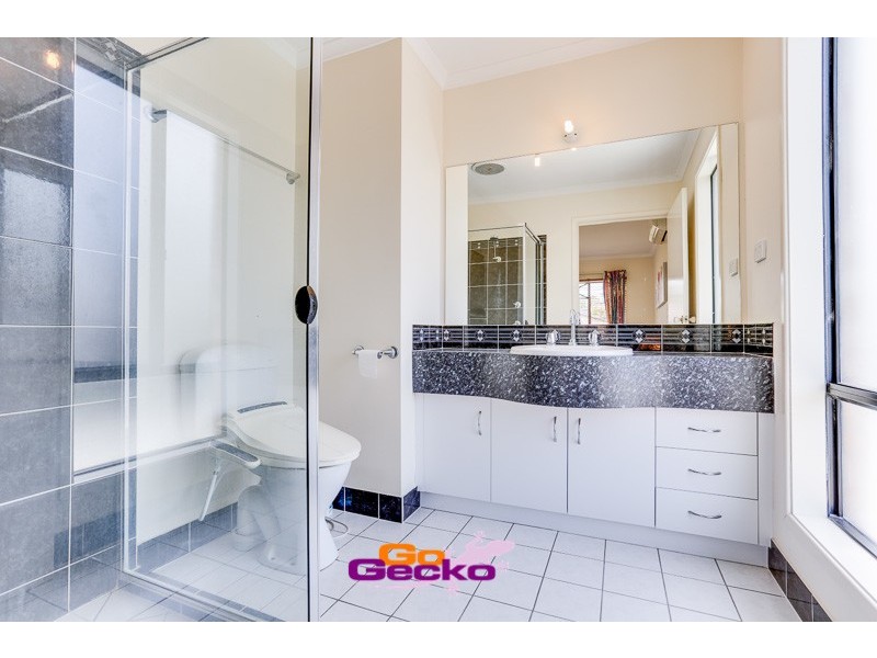 57 Oakview Street, Parkinson QLD 4115