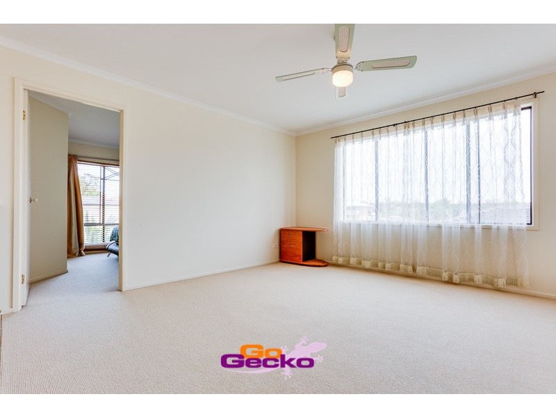 57 Oakview Street, Parkinson QLD 4115