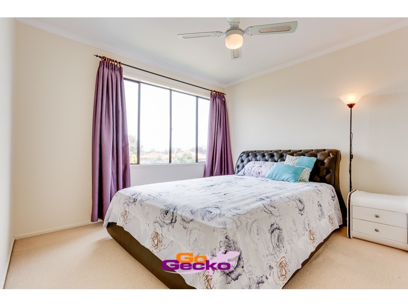 57 Oakview Street, Parkinson QLD 4115